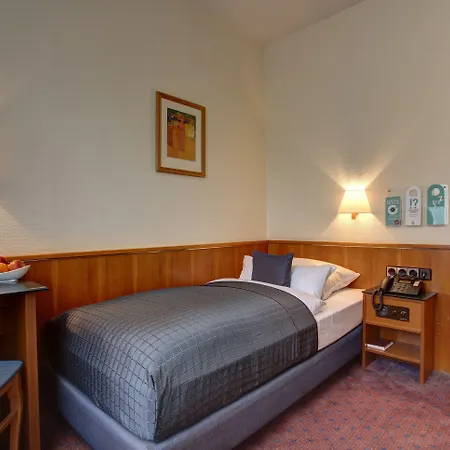 Hotel Trip Esplanade,