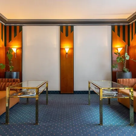 Hotel Trip Esplanade,