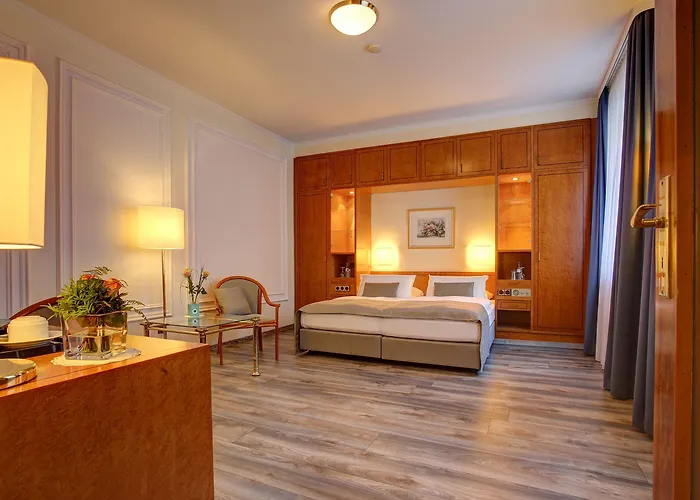 Hotel Trip Esplanade,