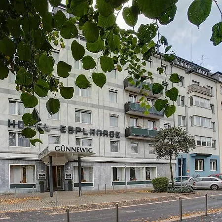 Hotel Trip Esplanade, 4*