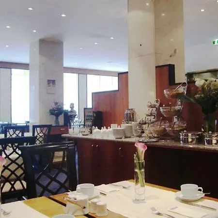 Hotel Trip Esplanade, 4*