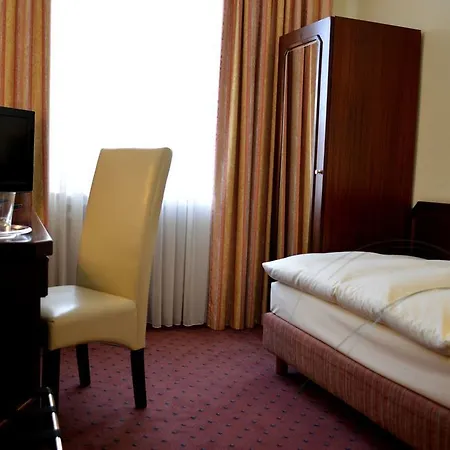 Trip Esplanade, Hotel 4*