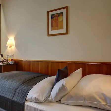 Trip Esplanade, Hotel Dusseldorf
