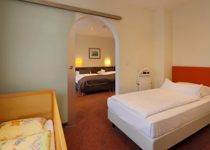 Trip Esplanade, Hotel 4*