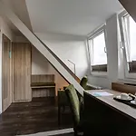 Trip Esplanade, Düsseldorf