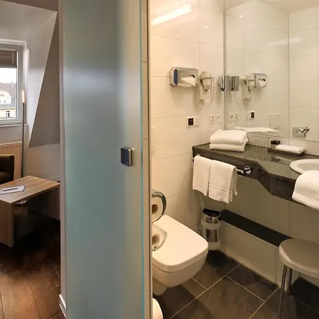 Trip Esplanade, 4* Dusseldorf