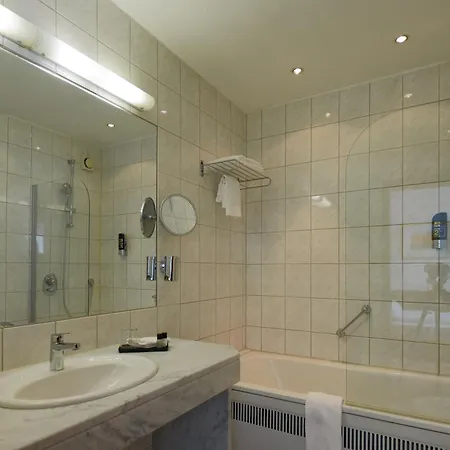 Szálloda Trip Esplanade, 4*