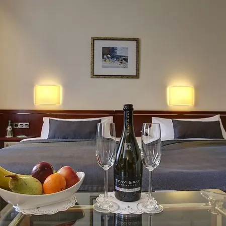 Trip Esplanade, 4* Düsseldorf