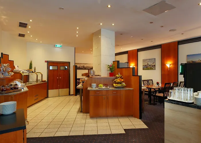 Hotel Trip Esplanade,