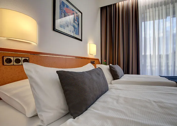 Trip Esplanade, 4* דיסלדורף