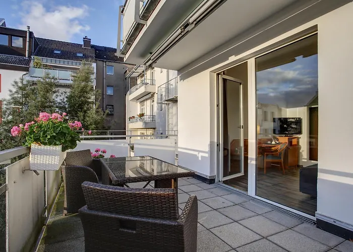 מלון Trip Esplanade,