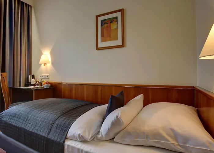 Trip Esplanade, 4* Дюссельдорф