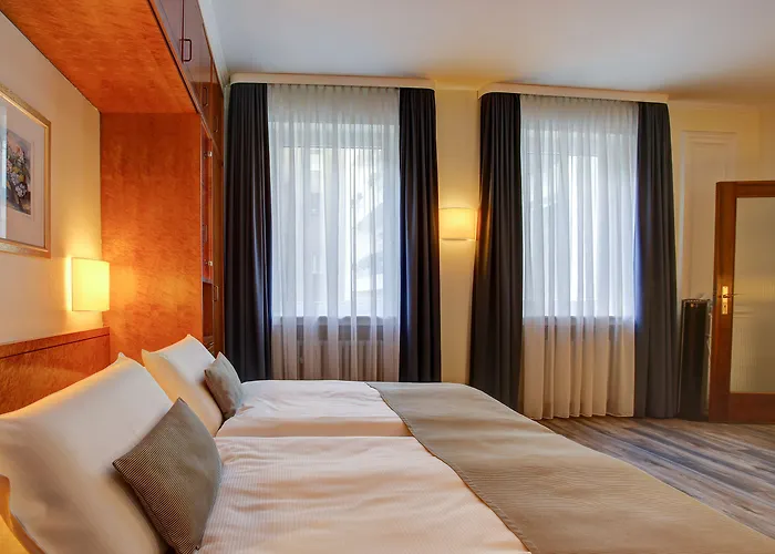 Trip Esplanade, Дюссельдорф