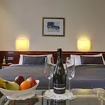 Trip Esplanade, Hotel 4*