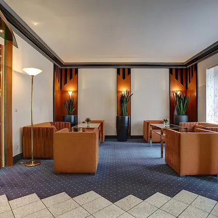 Trip Esplanade 4*