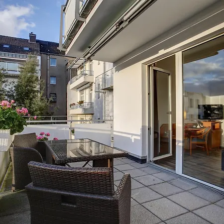 מלון Trip Esplanade,